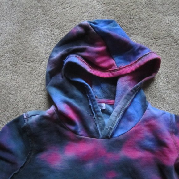 LOVE, FIRE Girl's Sweatshirt Hoodie Size M Tie Dye Fleece Blue Pink Torn Look - Picture 3 of 9